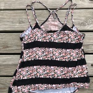 Tank top with floral pattern